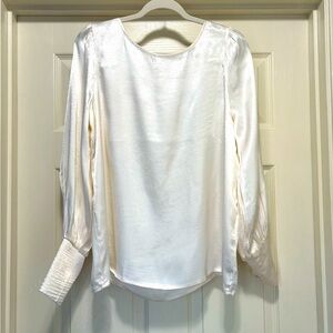 Forever 21 Satin Long Sleeve Top Size Large
